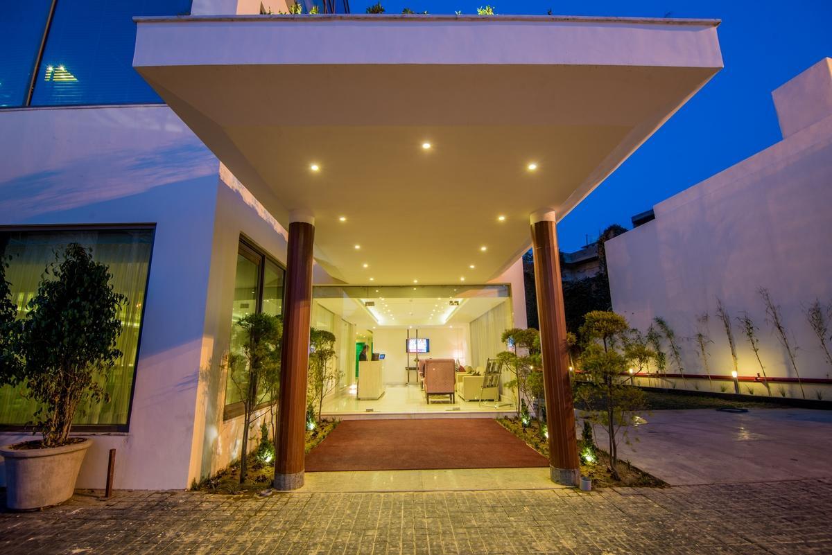 The Imperial Poonam Hotel Phagwāra Exterior foto